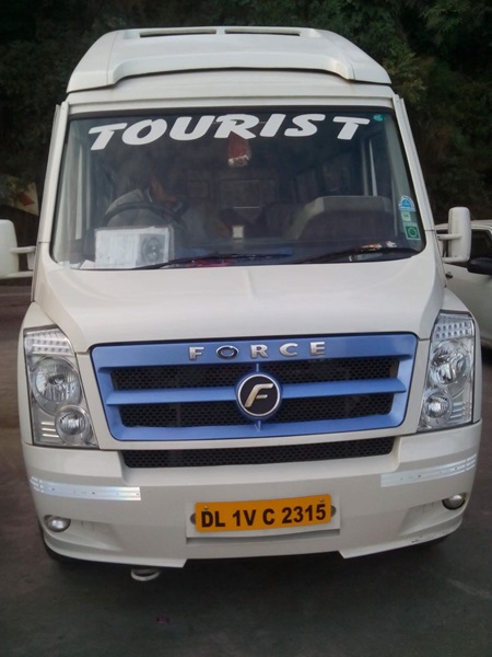 Tempo Traveller  Services in Rohini